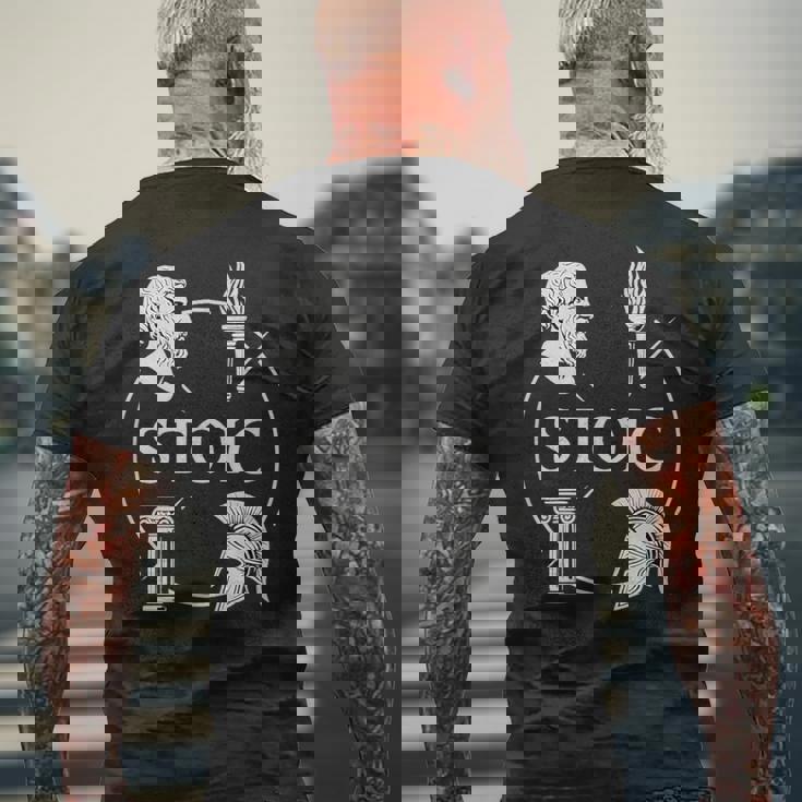 ストイックな美徳 – 知恵の勇気 正義 自己習得のシンボル メンズTシャツ バックプリント 高齢者への贈り物