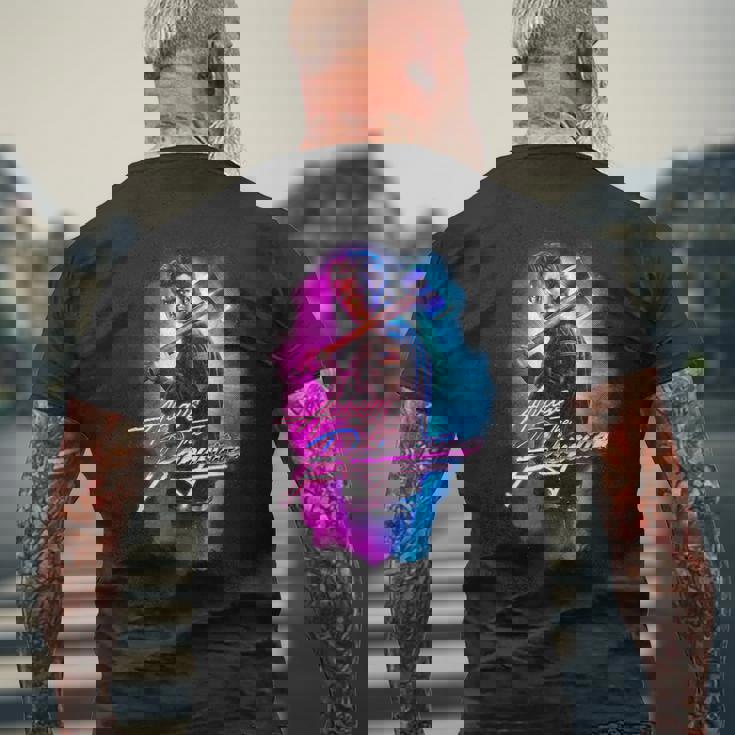 ストレンジャー・シングス スティーブ・ハリントン ベビーシッター 斧 80年代 レトロ メンズTシャツ バックプリント 高齢者への贈り物