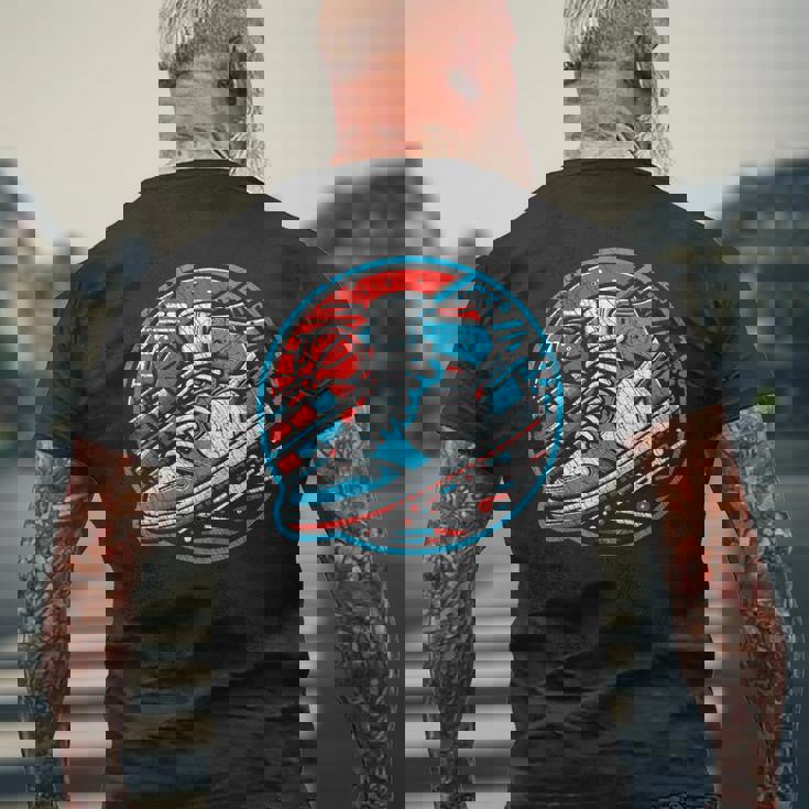 スニーカーヘッドバスケットボールファン メンズTシャツ バックプリント 高齢者への贈り物