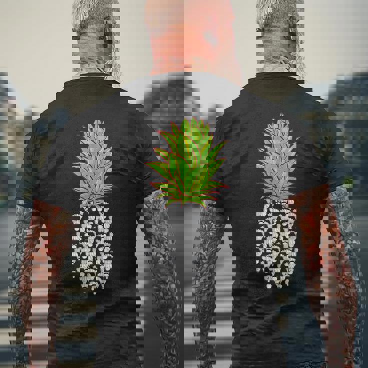 スポーツシャツ 面白いパイナップルデザイン ヴィンテージ バドミントン メンズTシャツ バックプリント 高齢者への贈り物