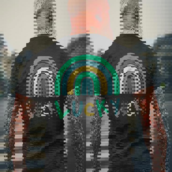 セント・パッツ・ラッキー・レインボー メンズTシャツ バックプリント 高齢者への贈り物