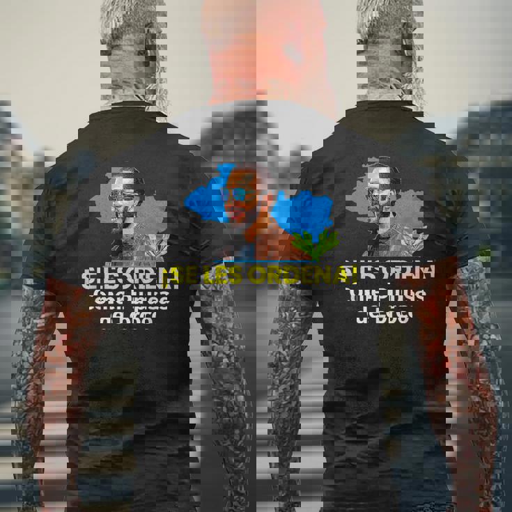 セ・レ・オルデナ・コメール・ププサス・デ・ロロコ、ナイーブ・ブケレ メンズTシャツ バックプリント 高齢者への贈り物