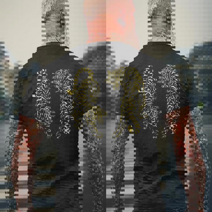 タイタトゥー ツイン タイガー サック ヤント ムエタイ タイ タイ メンズTシャツ バックプリント 高齢者への贈り物