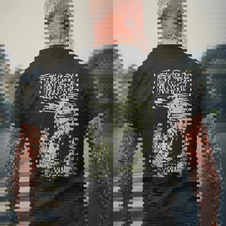 タンクガール メンズTシャツ バックプリント 高齢者への贈り物