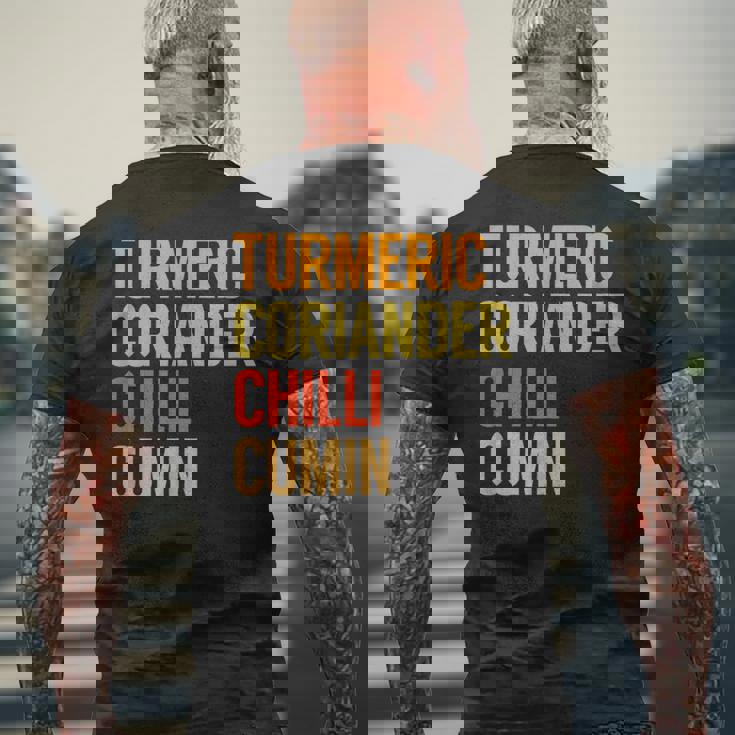 ターメリック コリアンダーチリクミン カレー メンズTシャツ バックプリント 高齢者への贈り物