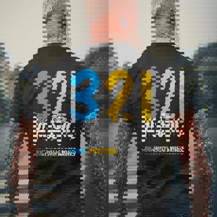 ダウン症啓発 誇り高きトリソミー 21ママダウン症 メンズTシャツ バックプリント 高齢者への贈り物