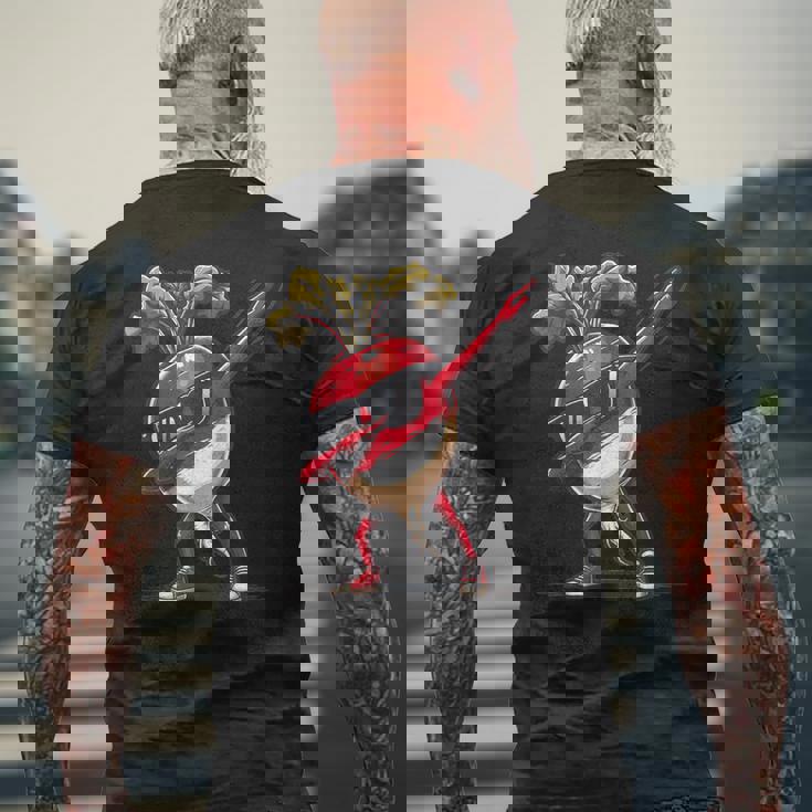 ダブ 大根 踊る 大根 野菜 メンズTシャツ バックプリント 高齢者への贈り物