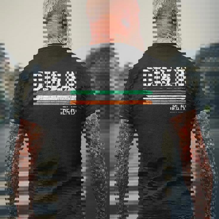 ダブリン アイルランド アイリッシュ メンズTシャツ バックプリント 高齢者への贈り物