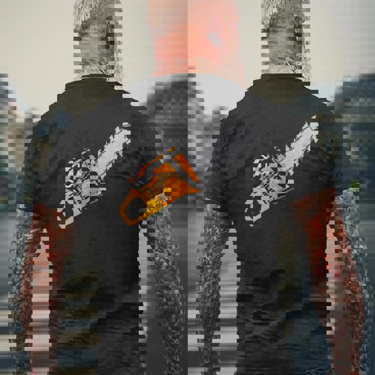 チェンソー メンズTシャツ バックプリント 高齢者への贈り物