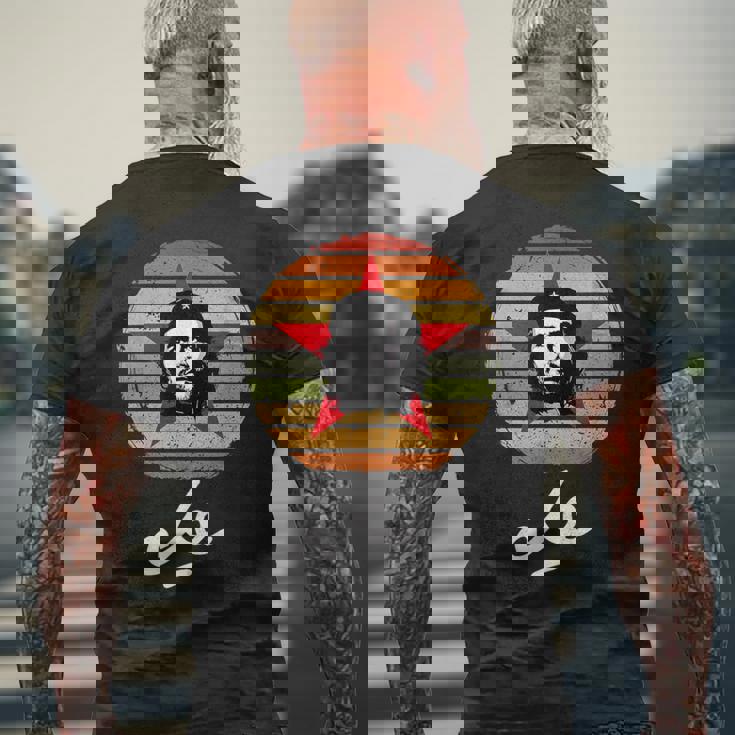 チェ・ゲバラ、キューバ、革命、署名、ゲリラ、チェ メンズTシャツ バックプリント 高齢者への贈り物