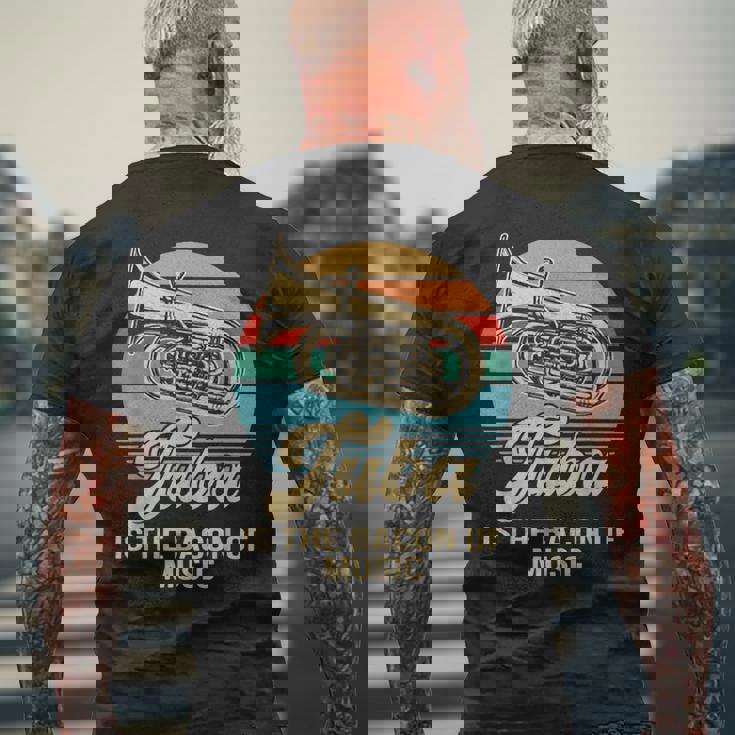 チューバは音楽の頂点チューバヴィンテージ メンズTシャツ バックプリント 高齢者への贈り物