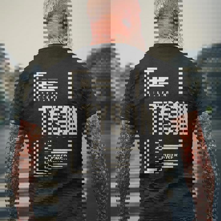 チームタイソン生涯メンバータイソン名 メンズTシャツ バックプリント 高齢者への贈り物