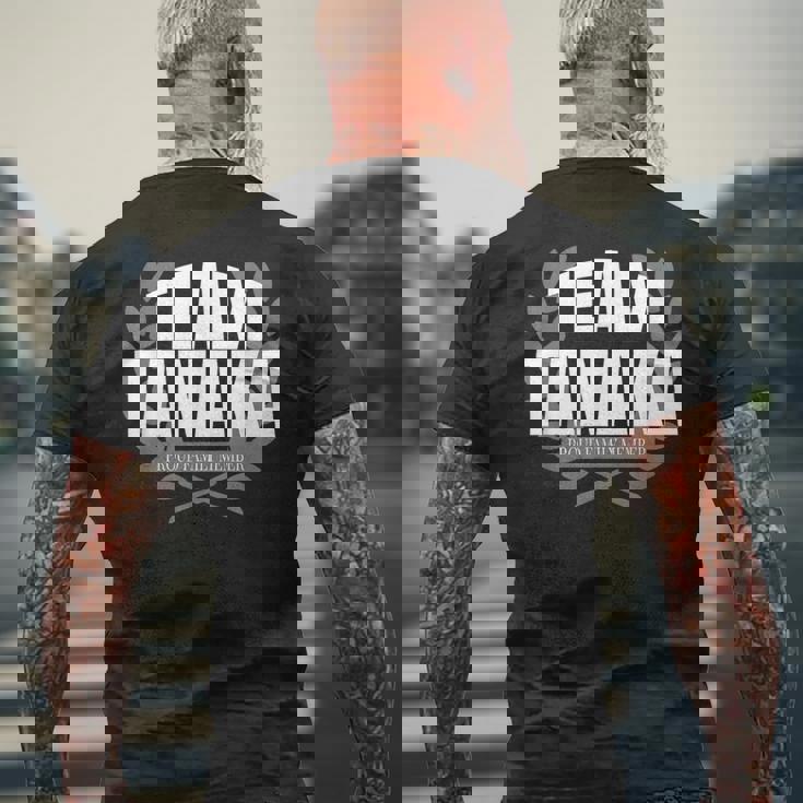 チームタナカ 誇り高き家族メンバー 田中 メンズTシャツ バックプリント 高齢者への贈り物