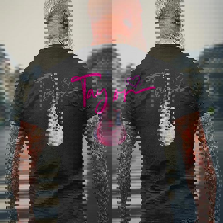 テイラーのファーストネーム 私はテイラーガールが大好きです かわいいギター メンズTシャツ バックプリント 高齢者への贈り物