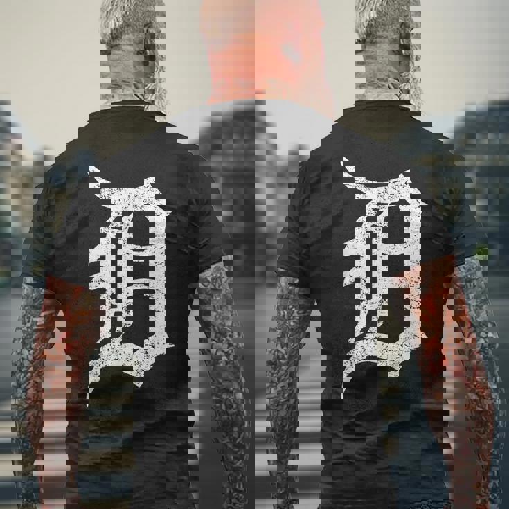 デトロイトグラフィック D ディストレスト グランジ モーターシティ メンズTシャツ バックプリント 高齢者への贈り物