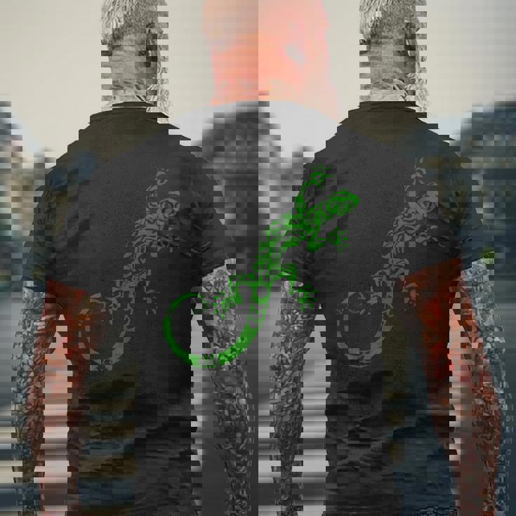 トカゲ グリーン トライバル パターン ペット ヤモリ アニマル メンズTシャツ バックプリント 高齢者への贈り物
