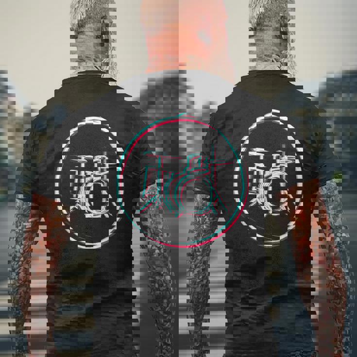 ドラミングドラマー ドラムセット メンズTシャツ バックプリント 高齢者への贈り物