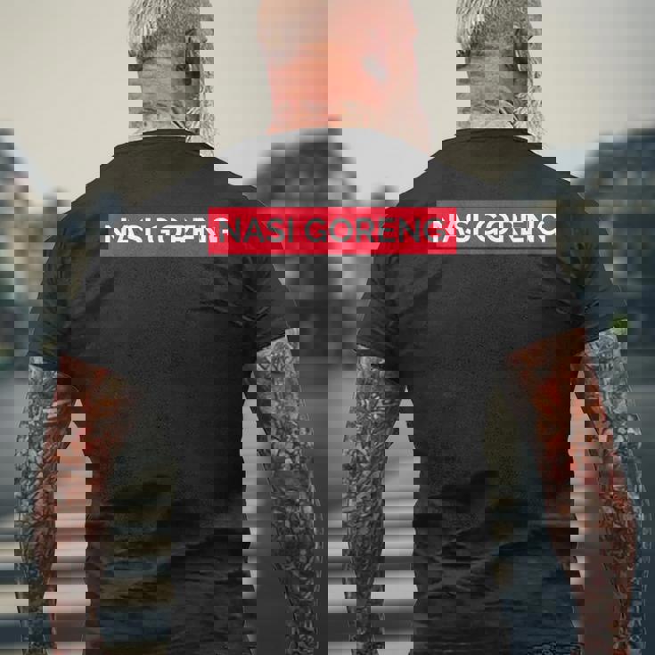 ナシ・ゴレンおもしろ メンズTシャツ バックプリント 高齢者への贈り物