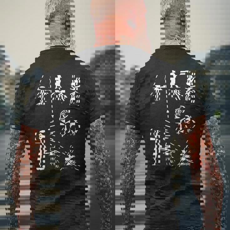 ナスカの地上絵 メンズTシャツ バックプリント 高齢者への贈り物