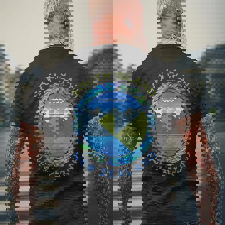 ニュージーランド キウイ サウス アイランド Fiordand メンズTシャツ バックプリント 高齢者への贈り物