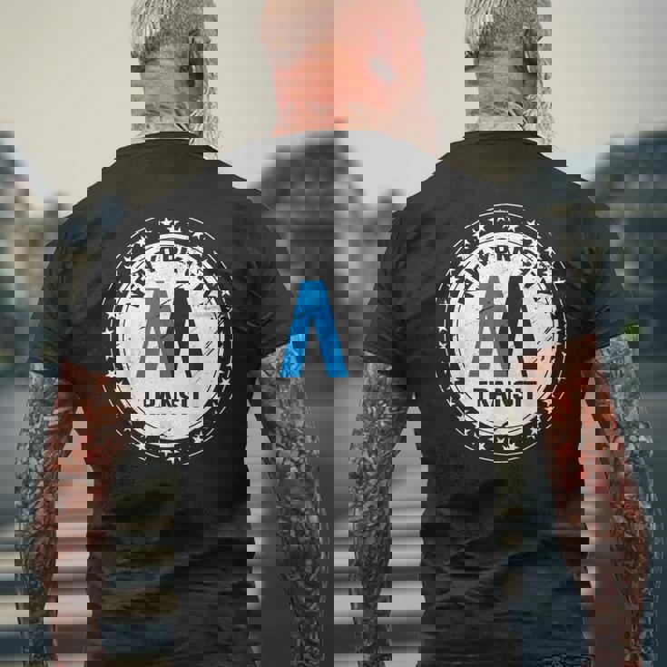 ニューヨークシティ トランジット 地下鉄 列車 レトロ Nyc 地下鉄 メンズTシャツ バックプリント 高齢者への贈り物