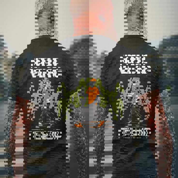 ノルディック ウォーキング ランニング スポーツ ハイキング フィットネス ウォーキング ランニング メンズTシャツ バックプリント 高齢者への贈り物