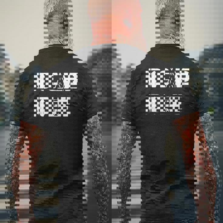 ノーキャンプノーライフ キャンプ好き アウトドア好き アウトドア趣味 クール キャンプ テント メンズTシャツ バックプリント 高齢者への贈り物