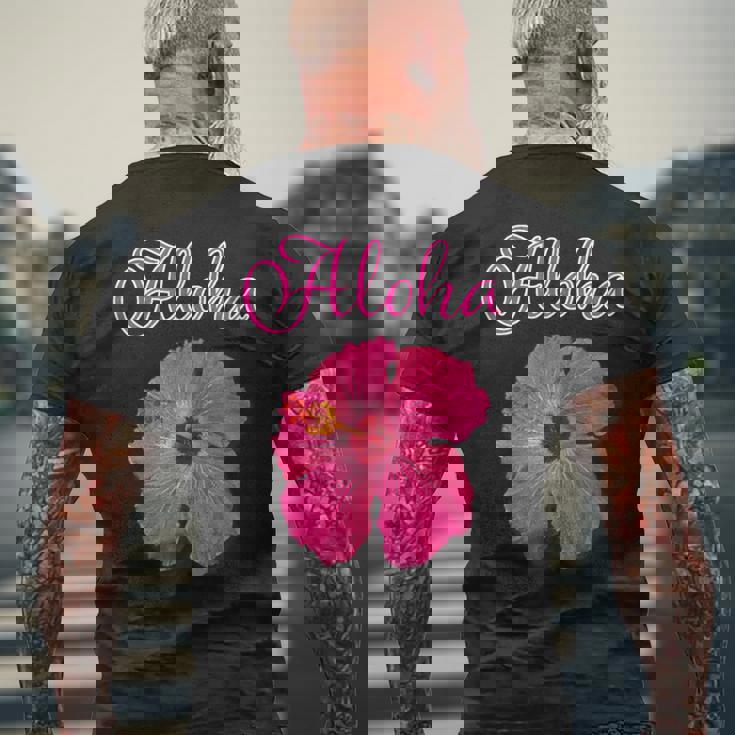 ハイビスカス Aloha アロハ《赤》（ハワイ・南国・フラダンス）夏【ビューティフル フラワー】キュート デザイン メンズTシャツ バックプリント 高齢者への贈り物