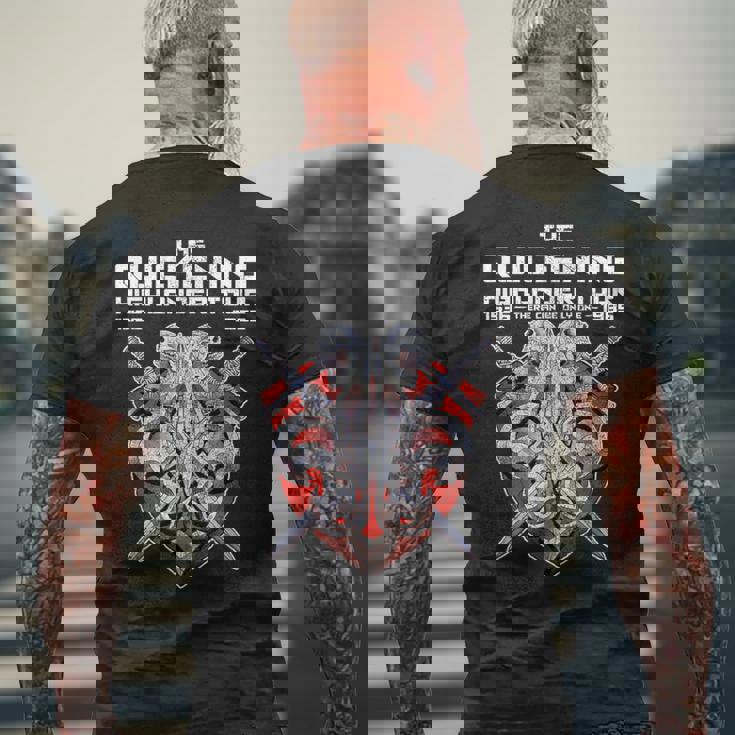 ハイランダーは一人しかいない メンズTシャツ バックプリント 高齢者への贈り物