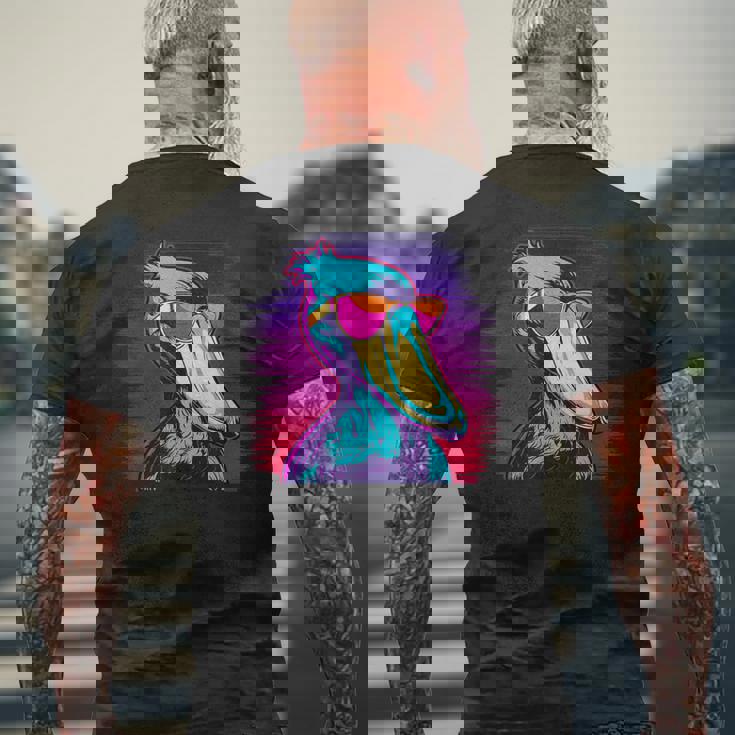 ハシビロコウ 鳥類 鳥類学者 ホエールビル 動物 メンズTシャツ バックプリント 高齢者への贈り物