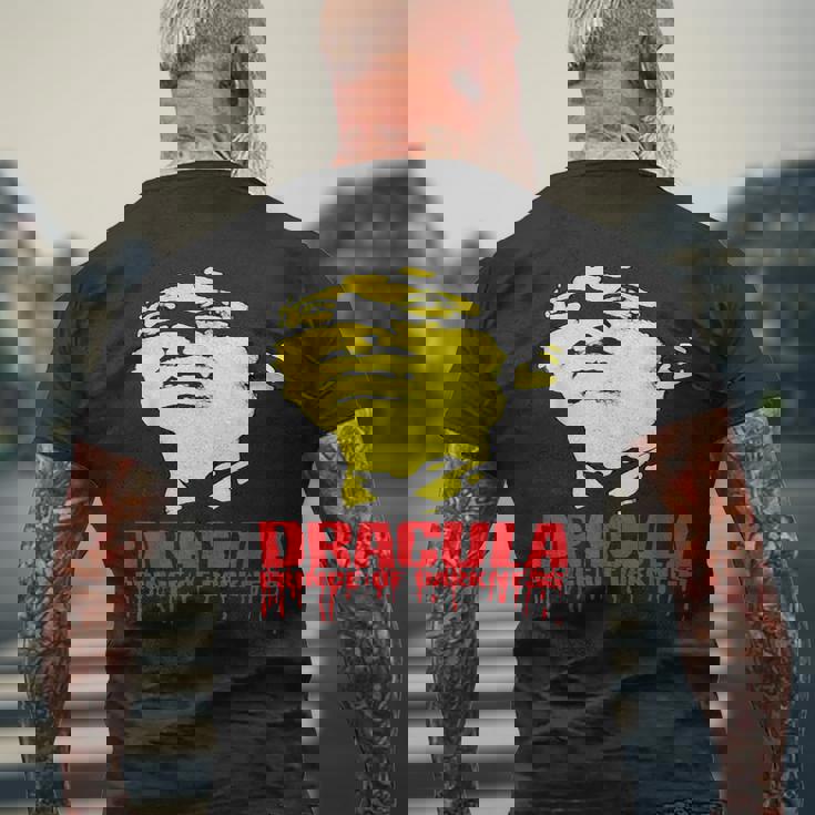 ハロウィン ホラー ドラキュラ ヴァンパイア ヴィンテージ コミックブック ムービー メンズTシャツ バックプリント 高齢者への贈り物