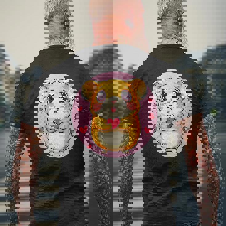 ハートに囲まれたハートを持つかわいいハムスター メンズTシャツ バックプリント 高齢者への贈り物