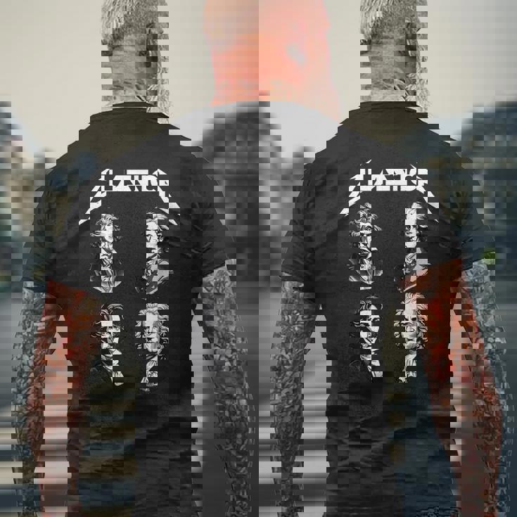 バッハ ベートーヴェン ショパン モーツァルト 面白い クラシック音楽 作曲家 メンズTシャツ バックプリント 高齢者への贈り物