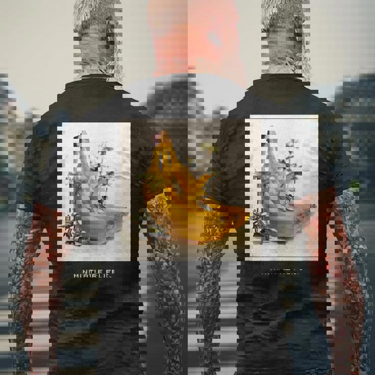 バナナの波はよく滑る メンズTシャツ バックプリント 高齢者への贈り物