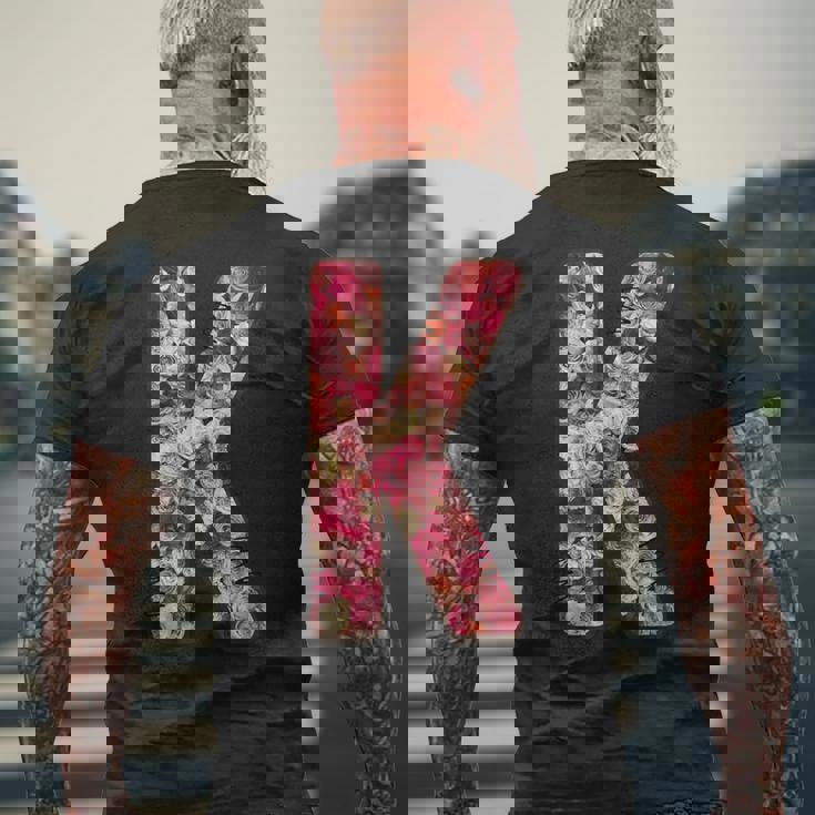 バラ柄のフローラルモノグラムk メンズTシャツ バックプリント 高齢者への贈り物