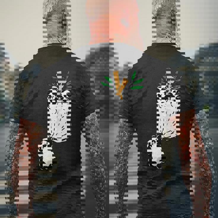 パンダのポケットに入ったパンダ メンズTシャツ バックプリント 高齢者への贈り物