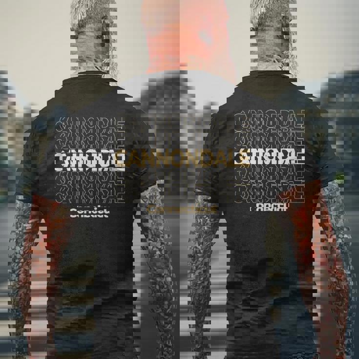 ビンテージキャノンデール、コネチカット州繰り返しテキスト メンズTシャツ バックプリント 高齢者への贈り物