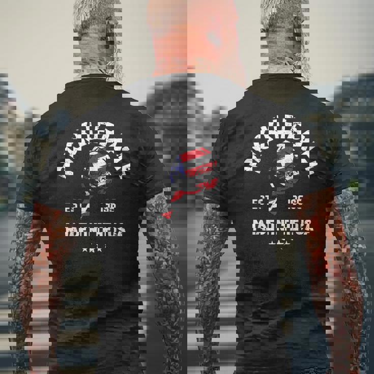 ピックルボール 愛国的 アメリカ国旗 Est 1965 メンズTシャツ バックプリント 高齢者への贈り物