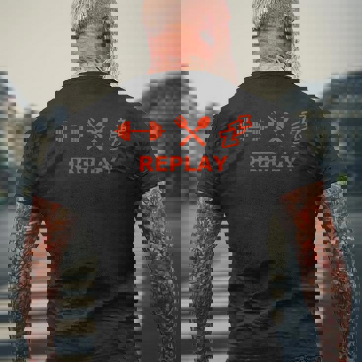 フィットネス、食事、睡眠 リプレイ メンズTシャツ バックプリント 高齢者への贈り物