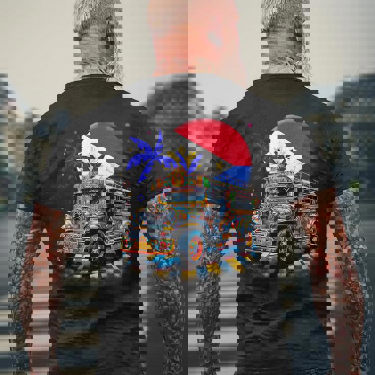 フィリピン 国旗 誇り フィリピン フィリピン ジープニー メンズTシャツ バックプリント 高齢者への贈り物