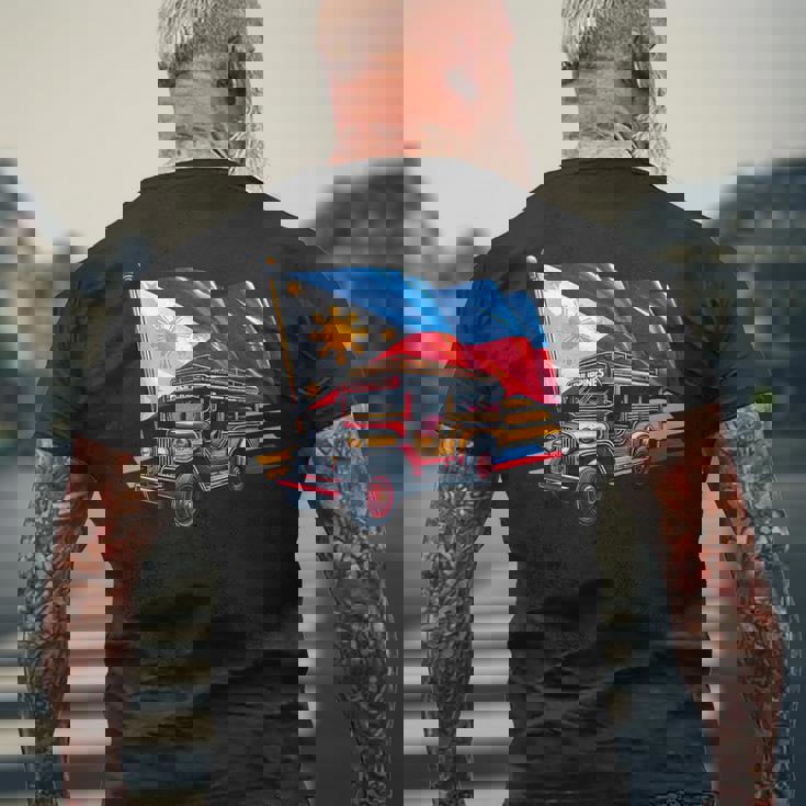 フィリピン国旗 誇り高きフィリピン土産 フィリピンジープニー メンズTシャツ バックプリント 高齢者への贈り物