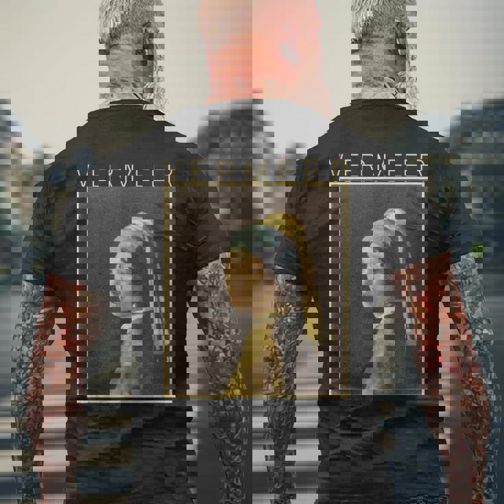 フェルメール 真珠の耳飾りの少女 面白いtシャツ 絵画 アート メンズ 面白い 服 美術 グッズ 油彩画 メンズTシャツ バックプリント 高齢者への贈り物