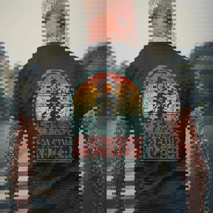 フラットウッズモンスター、レトロエイリアンブラクストン郡ウェストバージニア州クリプティッド メンズTシャツ バックプリント 高齢者への贈り物