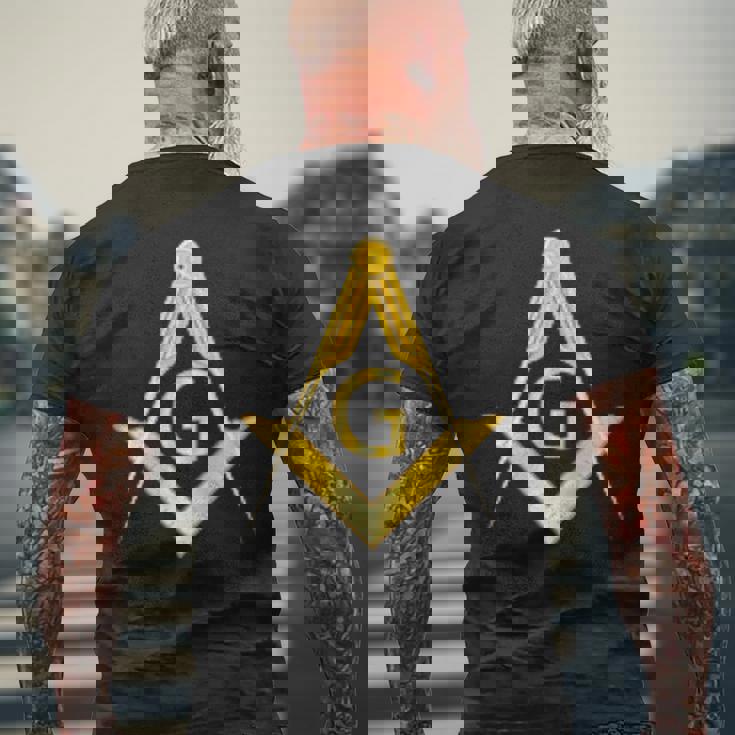 フリーメイソン スクエアコンパス フリーメーソン 最後の誕生日 メンズTシャツ バックプリント 高齢者への贈り物