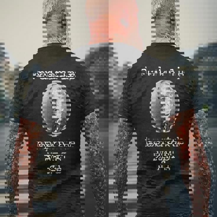 フロイトのスリップは私たちの胸に起こる-面白い心理学 メンズTシャツ バックプリント 高齢者への贈り物