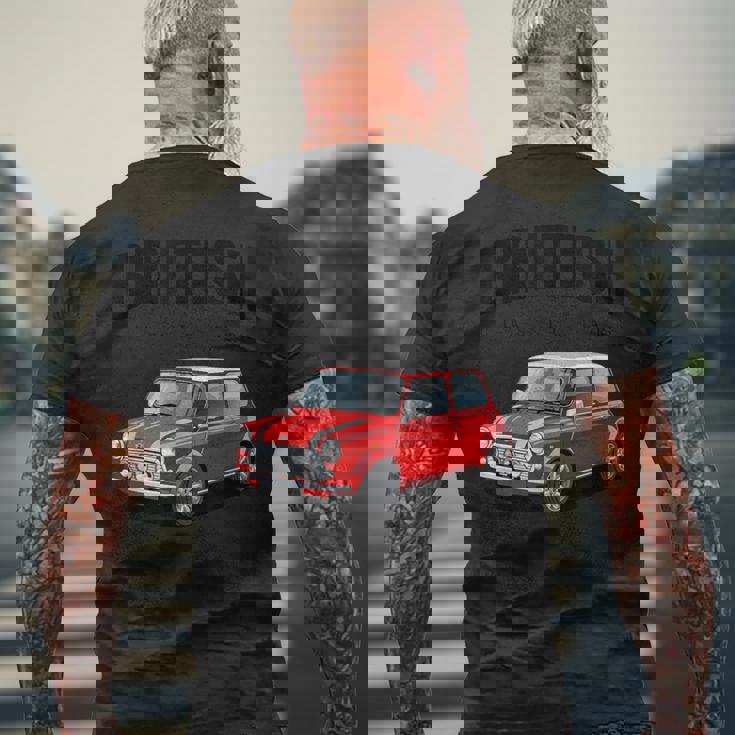 ブリティッシュクラシックカー レッド ミニスポーツカー メンズTシャツ バックプリント 高齢者への贈り物