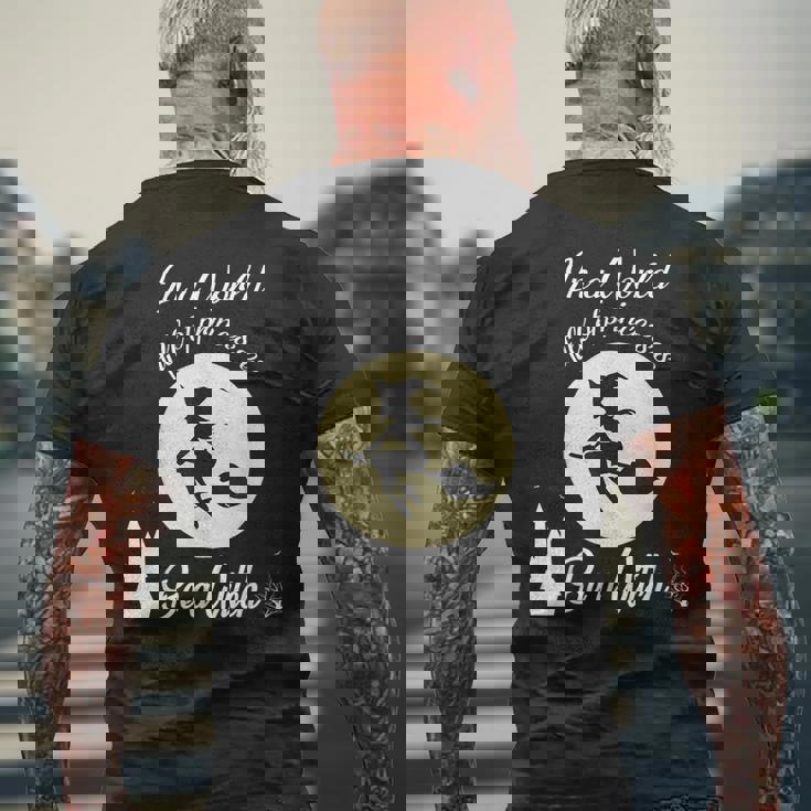 プリンセスがいっぱいの世界では魔女の月ハロウィンの贈り物になる メンズTシャツ バックプリント 高齢者への贈り物