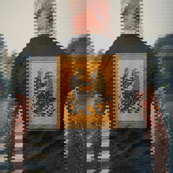 ヘラクレスライオン ギリシャ神話 古代神話 歴史アート メンズTシャツ バックプリント 高齢者への贈り物