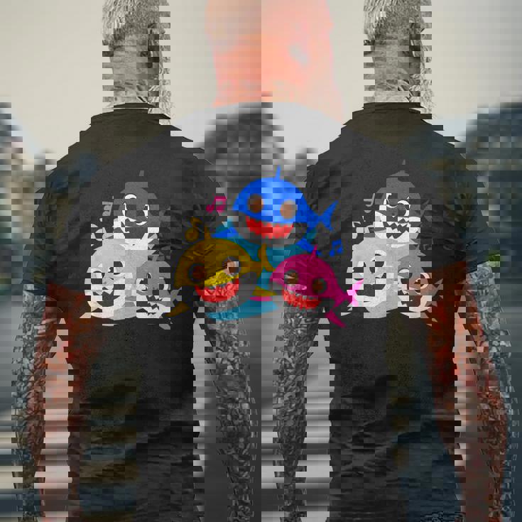 ベイビーシャーク・パパとママとサメなぞく・プレゼント・キッズ・メンズ・ウーマン家族系 メンズTシャツ バックプリント 高齢者への贈り物