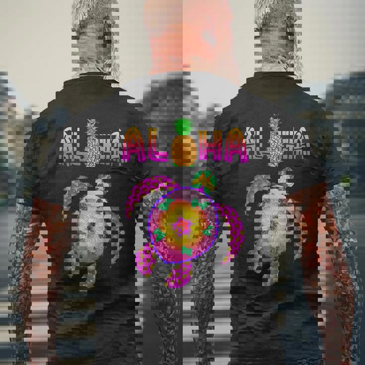 ホヌウミガメ アロハ ハワイ諸島 バケーション メンズTシャツ バックプリント 高齢者への贈り物